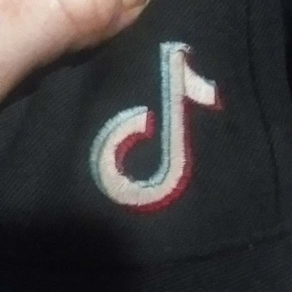 TikTok hat - Picture 5 of 5